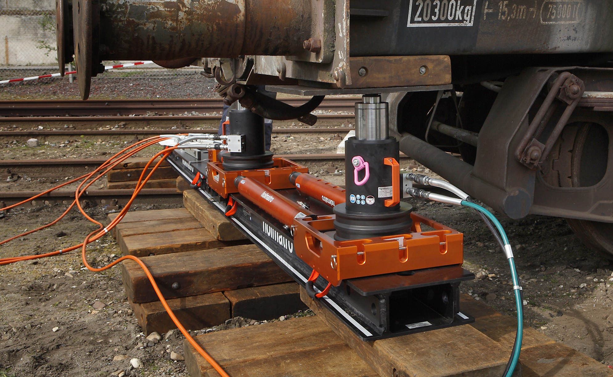 Rerailing Lifting & Sliding