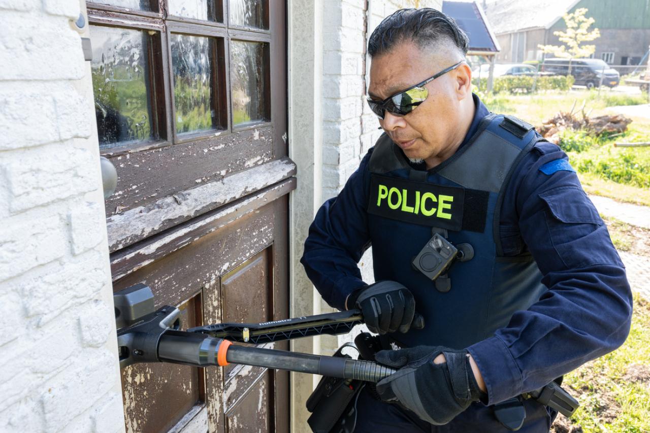 T1 Police-1217