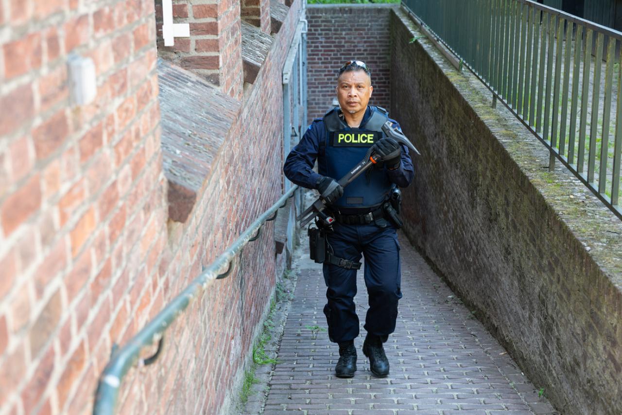 T1 Police-2259